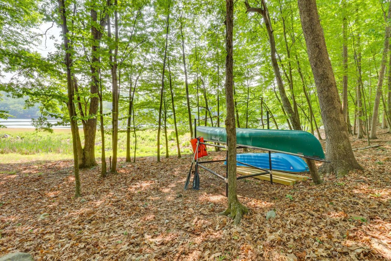 Poconos Retreat With Private Deck And Views Ferienhaus East Stroudsburg
